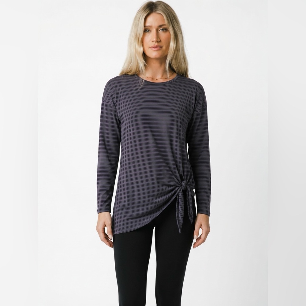 Lululemon Tie Your Practice Long Sleeve Top Size 4 Striped Gray Knot Hem
